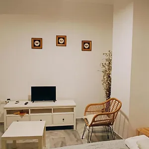 Estudios Santos Appartamento Málaga